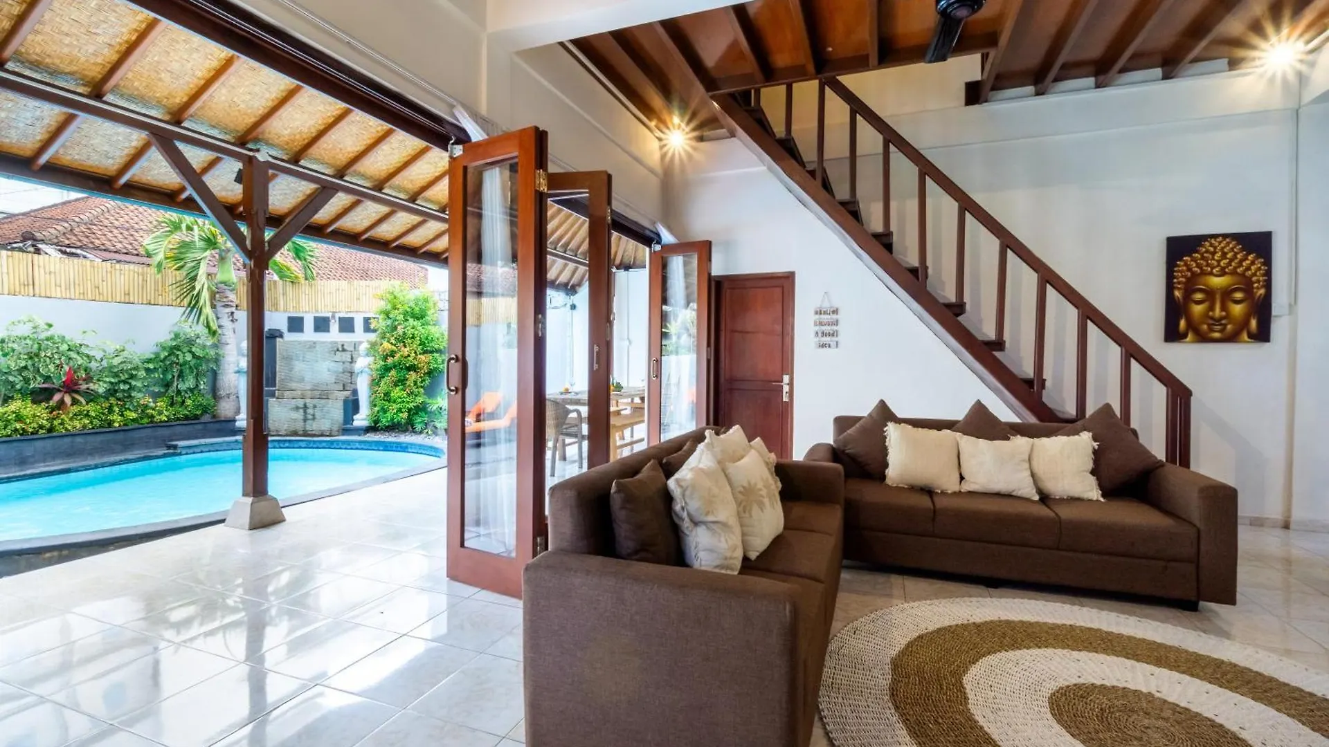 Villa Simara Seminyak  0*, Seminyak (Bali) Indonesia