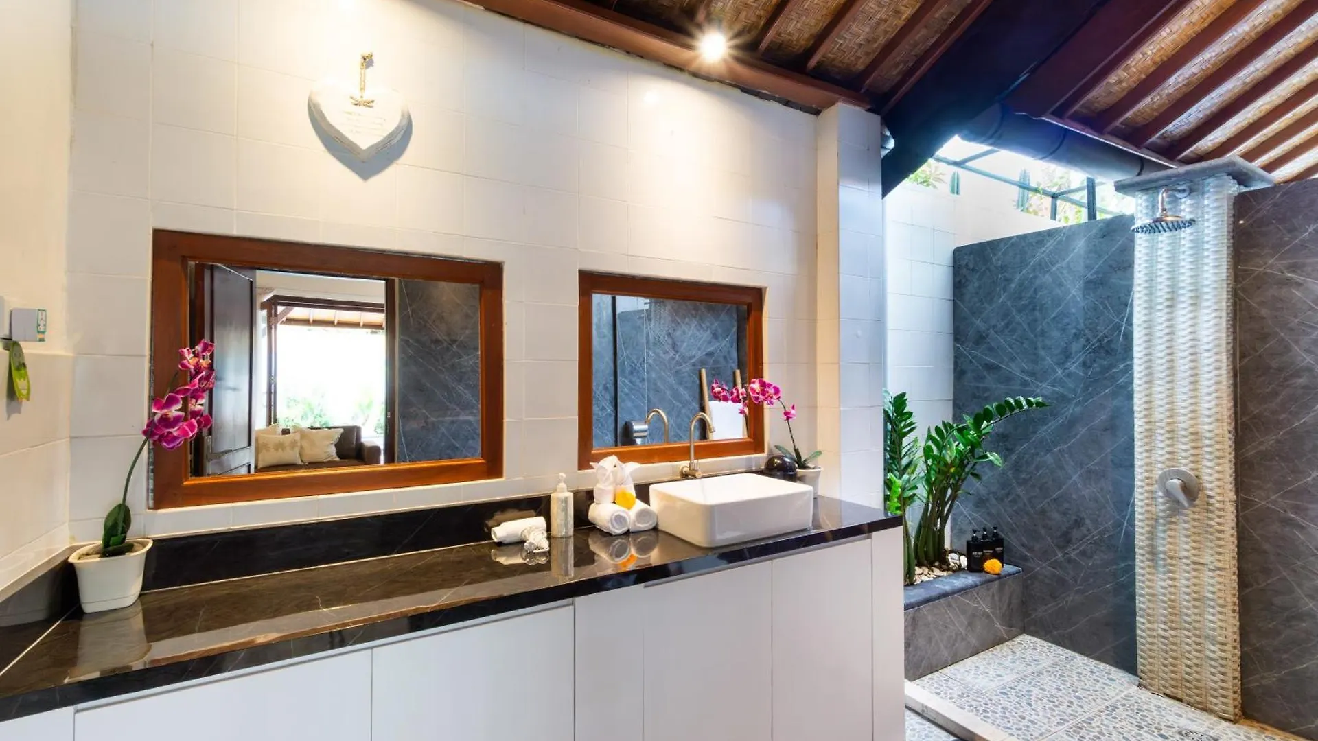 Villa Simara Seminyak   Seminyak (Bali)