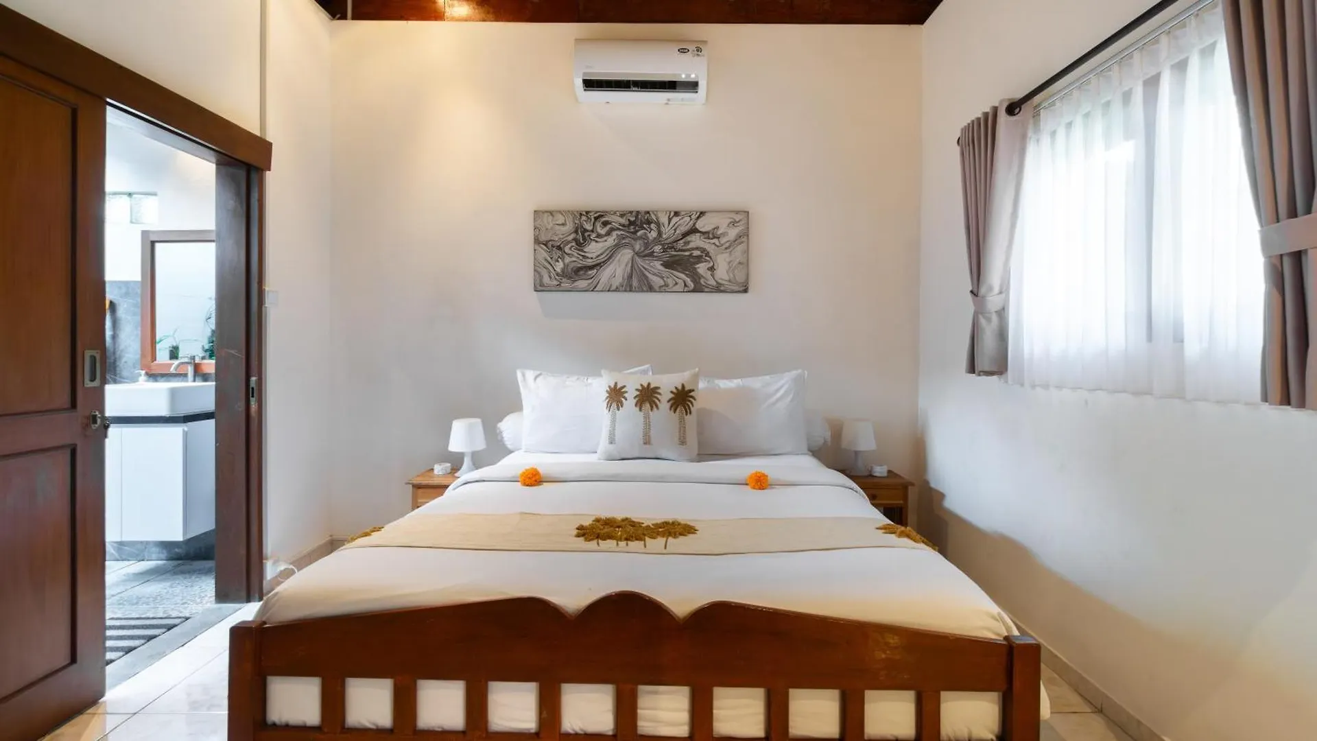 Villa Simara Seminyak  0*, Seminyak (Bali) Indonesia