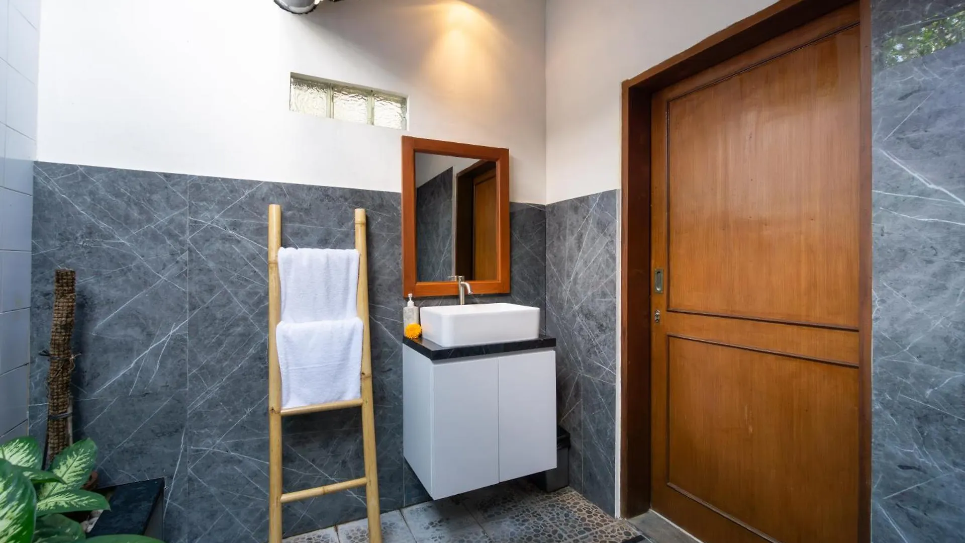 Villa Simara Seminyak  Seminyak (Bali)