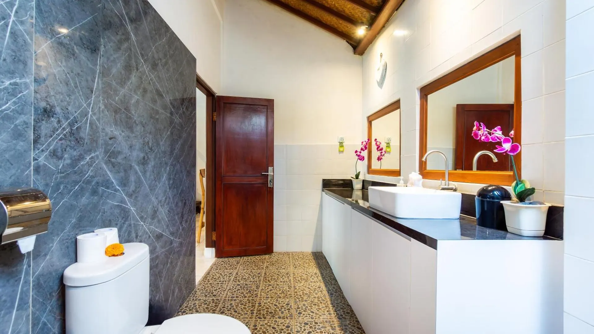 Villa Simara Seminyak